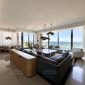 Penthouse Duplex Con Piscina Y Parrillero Propio Frente Al Mar En Venta, Punta Del Este