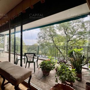 Apartamento De Tres Dormitorios Y Dependencia En Venta, Frente Al Golf, Punta Carretas, Montevideo.