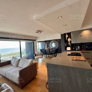Apartamento 3 Dormitorios Frente Al Mar | Rambla Malvín
