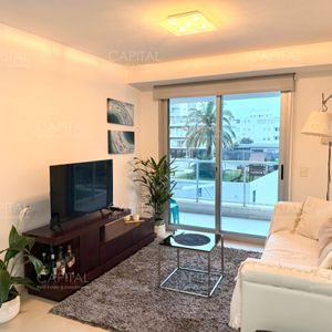 Departamento En Alquiler En Playa Brava, Punta Del Este