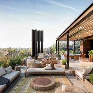 Apartamento Tres Dormitorios En Venta Con Jardín Exclusivo Y 2 Cocheras