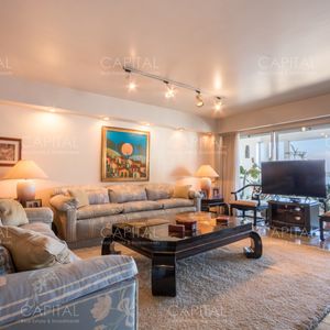 Amplio Apartamento De 4 Dormitorios En Venta Punta Del Este