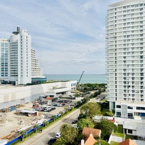 Apartamento Reciclado De Tres Dormitorios En Venta En Playa Mansa