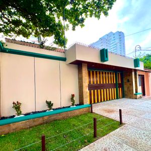 Casa En Ubicacion Estrategica En Venta Zona Sur