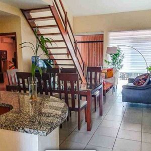 Departamento Duplex En Venta  El Remanso 3 