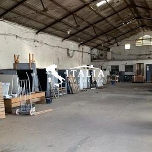 Gran Predio 8000 M2 Con Salida A 2 Calles Totalmente Hormigonado
