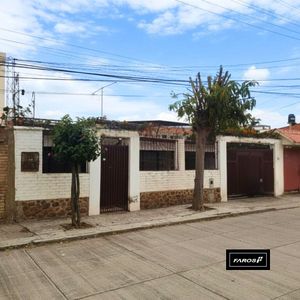 Casita Como Lote 552 M2 Cuadra Del Tren Metropolitano