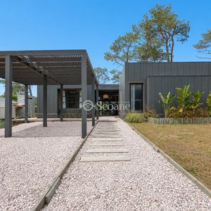 Diseño Moderno Y Confort En Barrio Privado Reserva Montoya