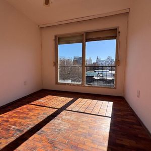 Apartamento En Alquiler En Cordón De 2 Dormitorios Con Opción A 3