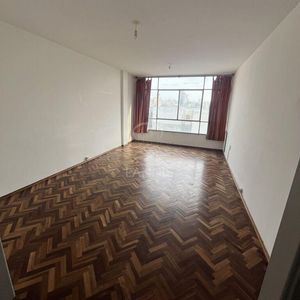 Cordón Ref Y2078  Apartamento En Alquiler (uruguay Y Tacuarembo) A 3 Cuadras De Av. 18 De Julio