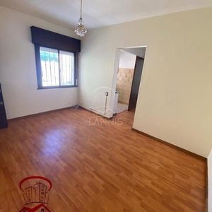 Perez Castellanos Ref Y1972  Apartamento En Venta (isabela Y 20 De Enero) A 1 Cuadra De Av. Gral. Fl