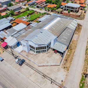 Galpon En Alquiler Av Santos Dumont 