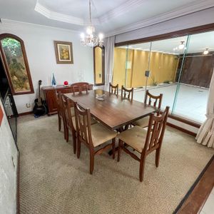 En Alquiler! Amplia Casa Para Empresa En Zona Norte