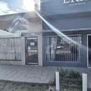 Locales Comerciales Con Renta En Solymar 