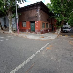 Local Esquina Con Renta En Aguada