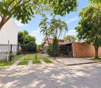 Casa A Precio De Terreno