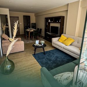 Departamento A Estrenar, Achumani