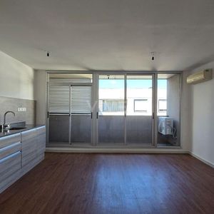 Apartamento Alquiler 2 Dormitorios, Brazo Oriental. 119.