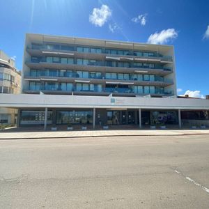 Apartamento Centro Maldonado Edificio Sunset 108 Ap502589  1 Dormitorios 1 Baños