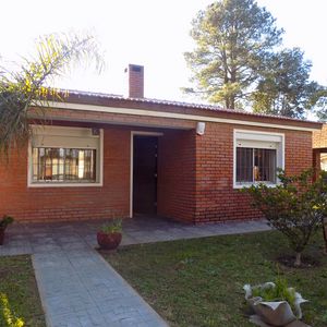 Casa Playa Grande Maldonado Los Tres Chiflados Ca101871  2 Dormitorios 2 Baños