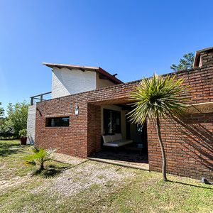 Casa Punta Colorada Maldonado B Seiscientos Doce Ca200484  3 Dormitorios 2 Baños