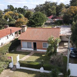 Casa Solis Maldonado Jai Alai Ca300041  3 Dormitorios 2 Baños