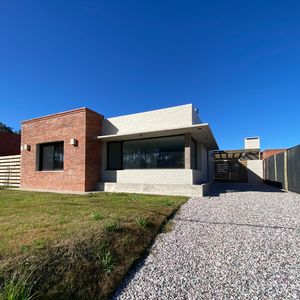 Casa Punta Colorada Maldonado Mendoza Ca501133  4 Dormitorios 3 Baños