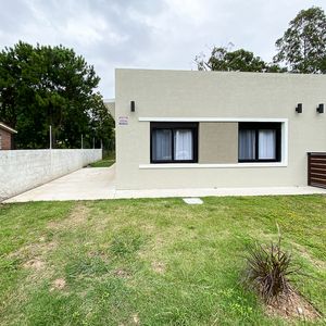 Casa Solis Maldonado Timbó Izquierda Ca501446  2 Dormitorios 2 Baños