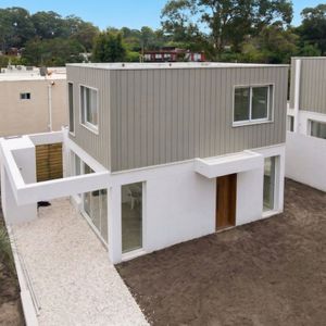 Casa Punta Colorada Maldonado Laguares 1 Ca501895  2 Dormitorios 2 Baños