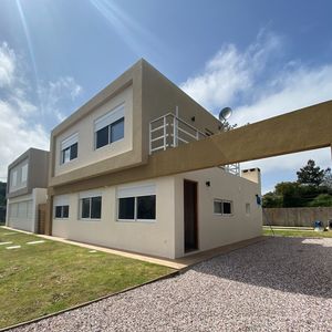 Casa Punta Colorada Maldonado Brisa Ca501916  3 Dormitorios 2 Baños