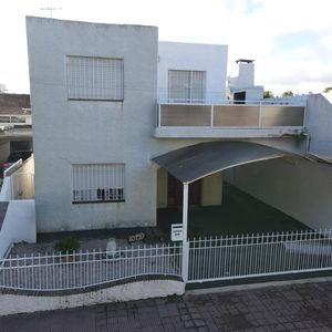 Casa Centro Maldonado El Arco Ca502000  5 Dormitorios 3 Baños