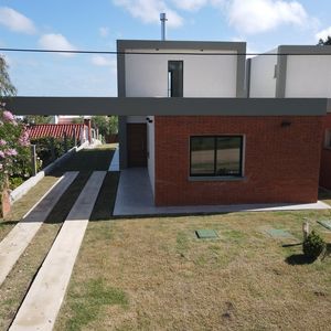 Casa Punta Colorada Maldonado Lyra Ca502006  3 Dormitorios 3 Baños