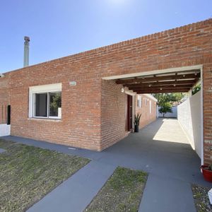 Casa Playa Grande Maldonado Nudeln Ca502607  2 Dormitorios 2 Baños