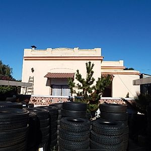 Son 2 Casas En Padrón único En Amplio Solar De 1134 M2 Sobre Avda Millàn
