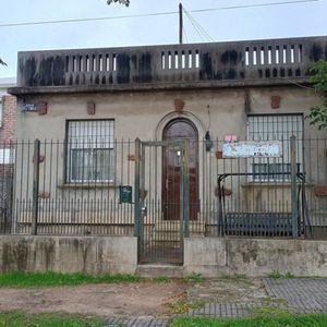 Casa En Venta De 3 Dormitorios En Sayago