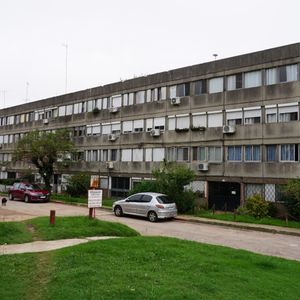 Apartamento De 2 Dormitorios Buen Estado De Conservación, Complejo Habitacional Millán Y Lecocq