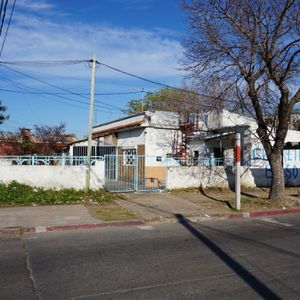 Casa + Apartamento En Venta En Cerrito De La Victoria C/lugar P/auto