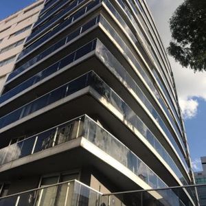 Punta Carretas - Alquiler Apartamento 1 Dormitorio Con Muebles Y Garaje