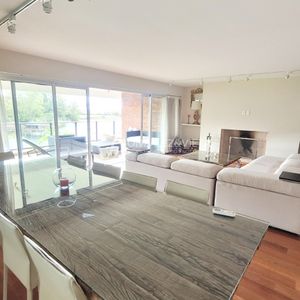 Apartamento De 4 Dormitorios Con Vista Al Lago En Bilú Carrasco