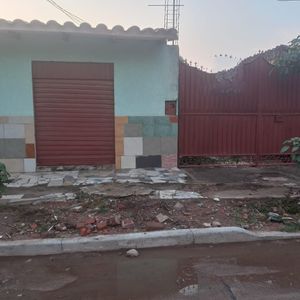 Casa En Venta Con Construccion Antigua