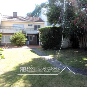 Venta Casa 3 Dormitorios 2 Baños Jardin Fondo Verde Garage