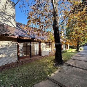 Venta Alquiler Casa 4 Dormitorios Carrasco Sur