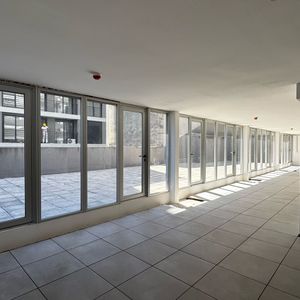 Amplia Oficina De 235 M² + 144 M² Terraza - Para Diversos Destinos