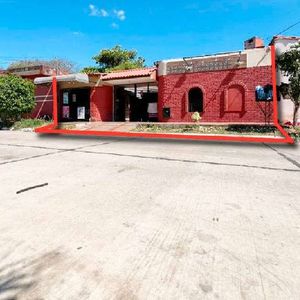 Casa En Venta, Avenida Mariscal 4to Anillo