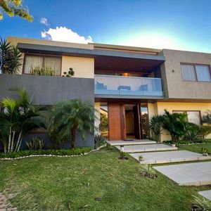 Casa De Lujo En Venta   Condominio Arelis En El Urubó 