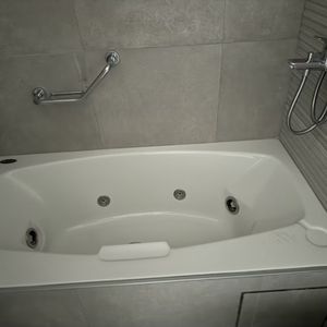 Excelente Departamento A Estrenar En La Rambla De Punta Carretas.