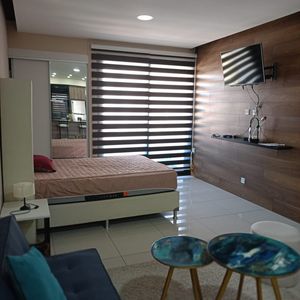 Alquiler Monoambiente Amoblado En Sky Plaza Italia