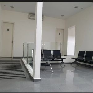 Hermosa Casa En Pleno Tres Cruces Ideal Empresa