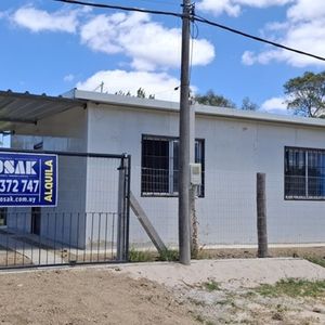 Traspaso De Alquiler Casa De 2 Dormitorios En Parque Del Plata Norte!