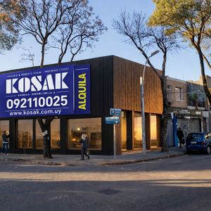 Local Esquina En Arenal Grande Con 10 Metros De Frente, A Estrenar